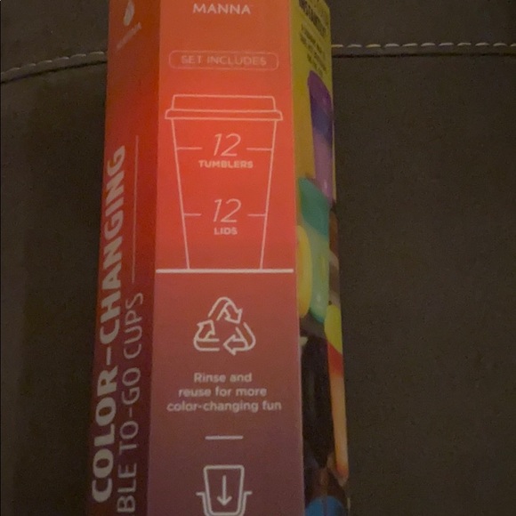 ♥️Color Changing Reusable Cups♥️ - Picture 2 of 3